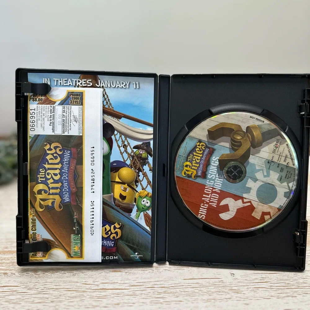 VeggieTales The Pirates Who Don't Do Anything DVD